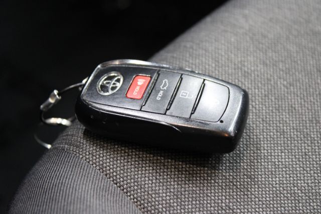 2025 Toyota Camry LE Hybrid Chantilly VA