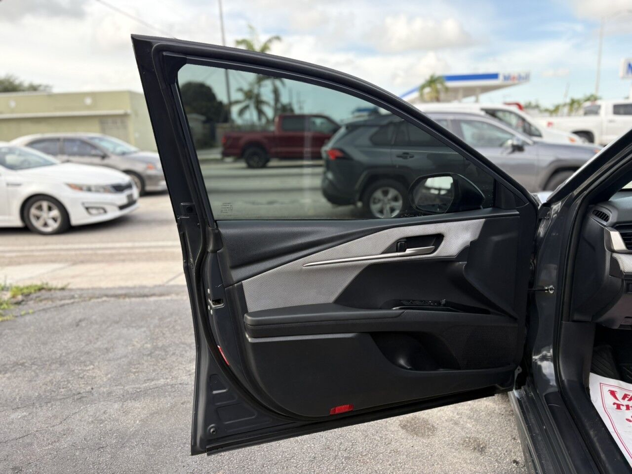 2025 Toyota Camry LE Miami FL