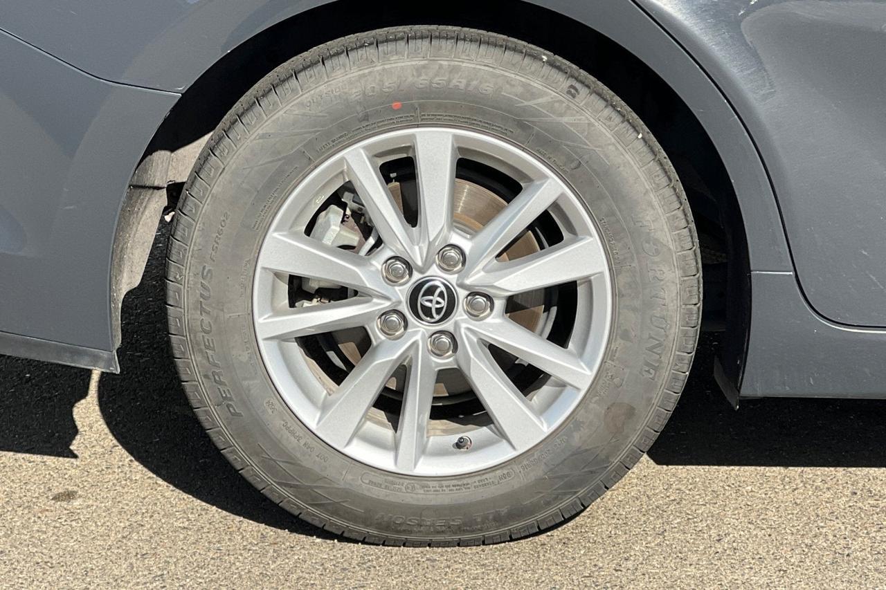 2025 Toyota Camry LE Roseville CA