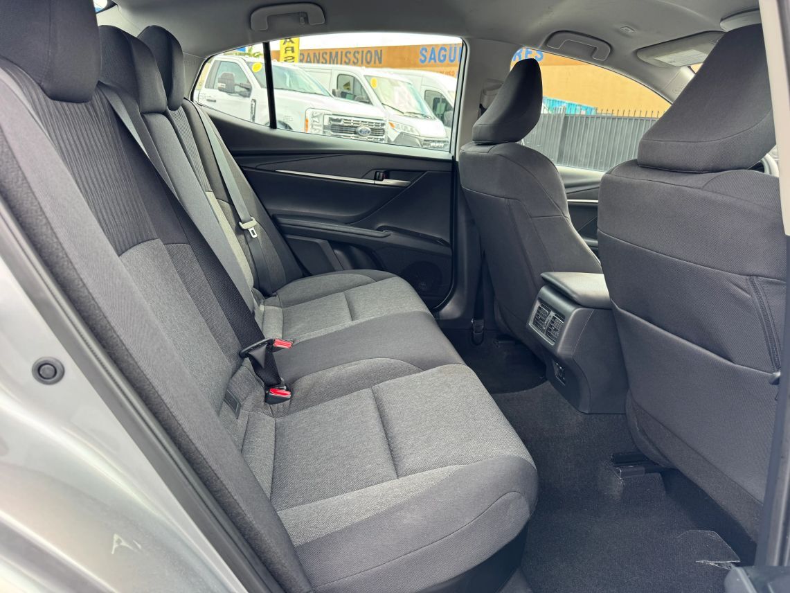2025 Toyota Camry LE Sedan 4D