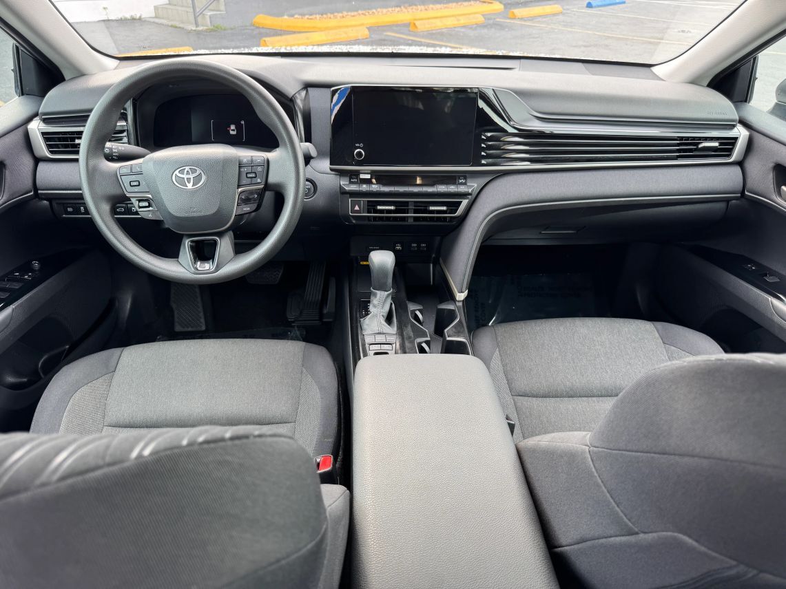 2025 Toyota Camry LE Sedan 4D