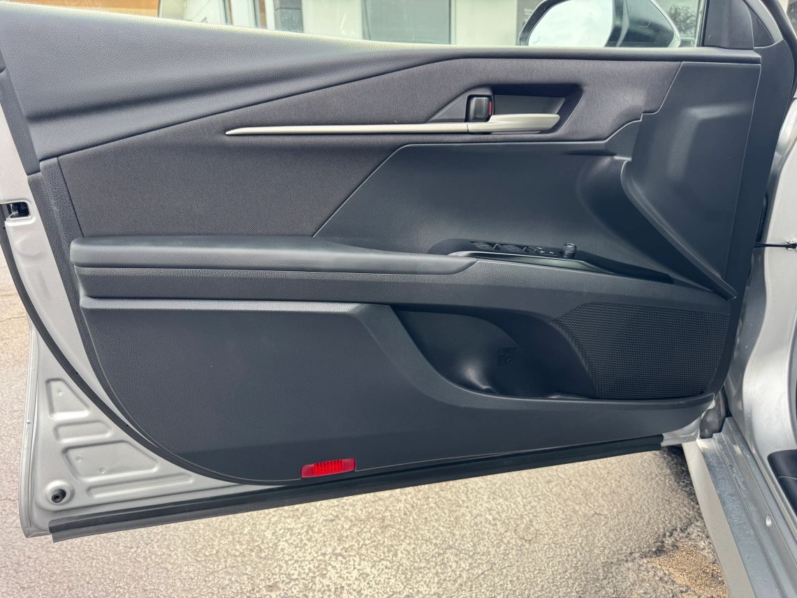2025 Toyota Camry LE Sedan 4D