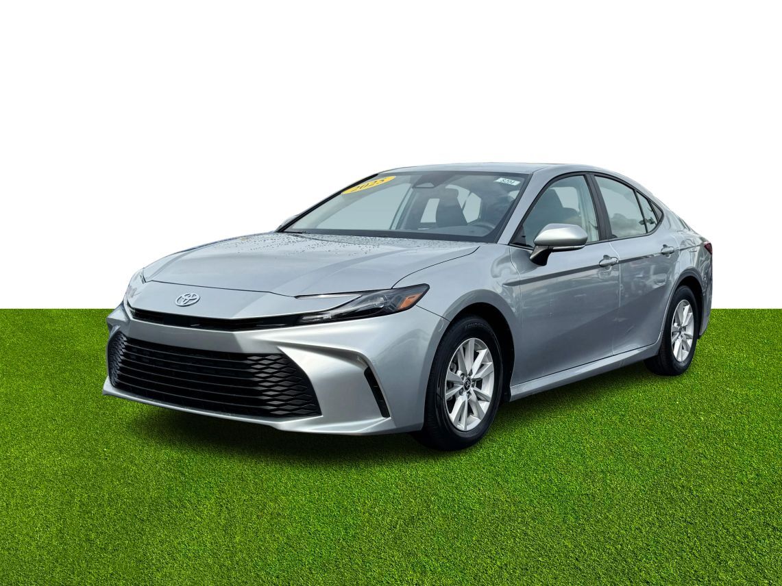 2025 Toyota Camry LE Sedan 4D
