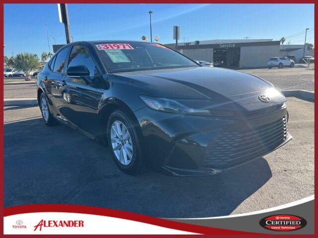 2025 Toyota Camry LE