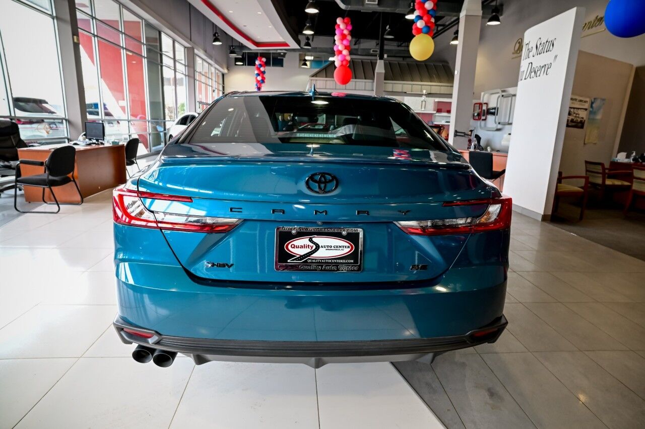 2025 Toyota Camry SE, Convenience Pkg, Multimedia Upgrade Pkg, Power Sunroof Springfield NJ