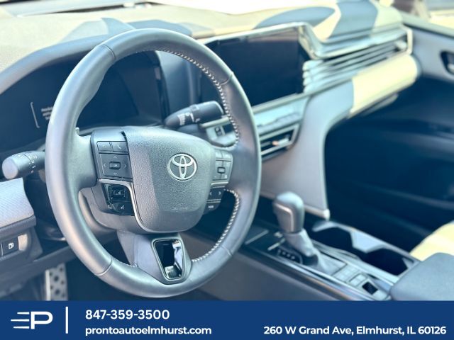2025 Toyota Camry SE Elmhurst IL