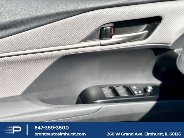 2025 Toyota Camry SE Elmhurst IL