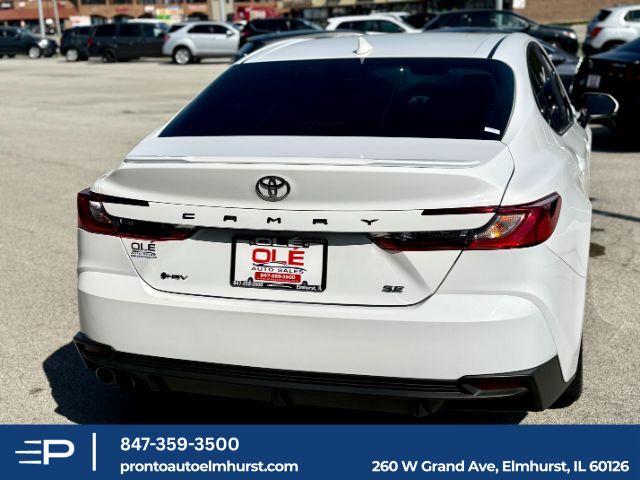 2025 Toyota Camry SE Elmhurst IL