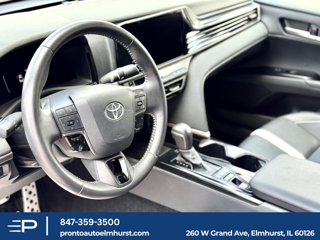 2025 Toyota Camry SE Elmhurst IL