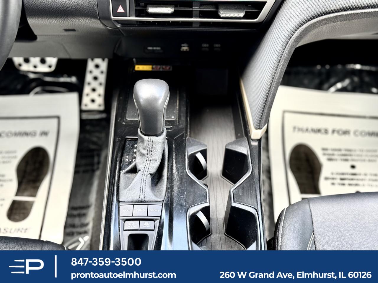 2025 Toyota Camry SE Elmhurst IL