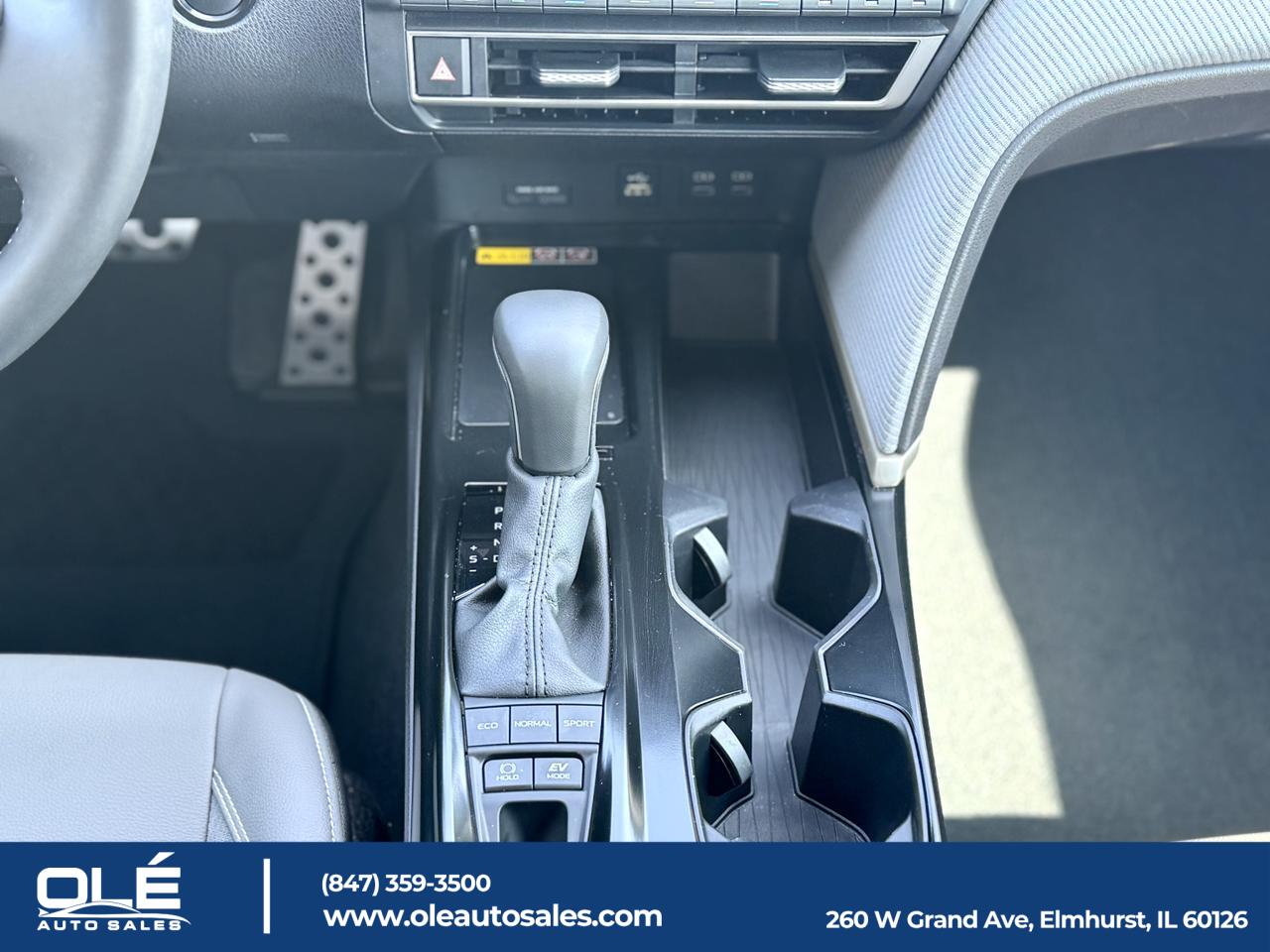 2025 Toyota Camry SE Elmhurst IL