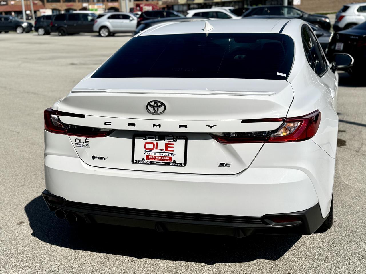 2025 Toyota Camry SE Elmhurst IL