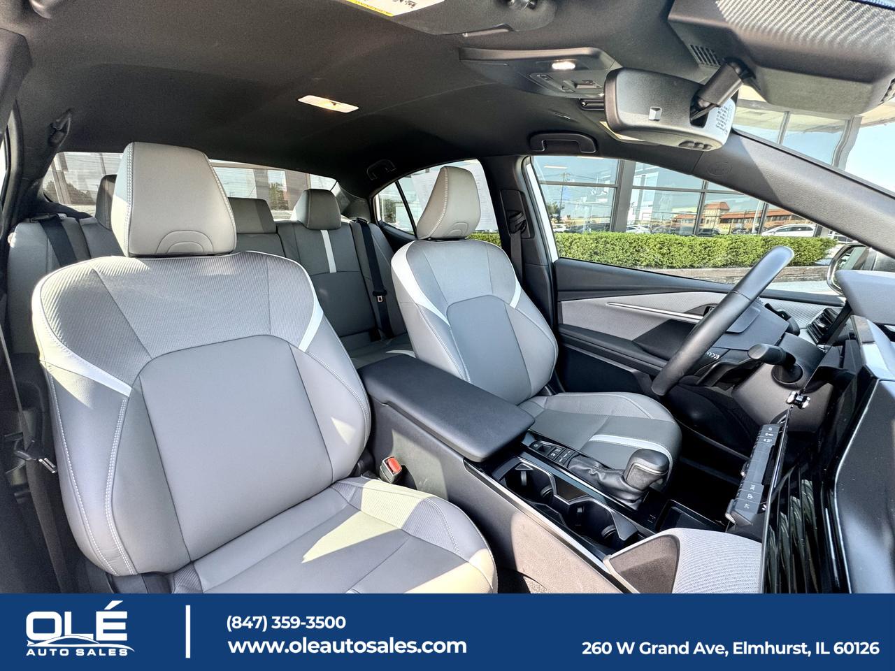 2025 Toyota Camry SE Elmhurst IL