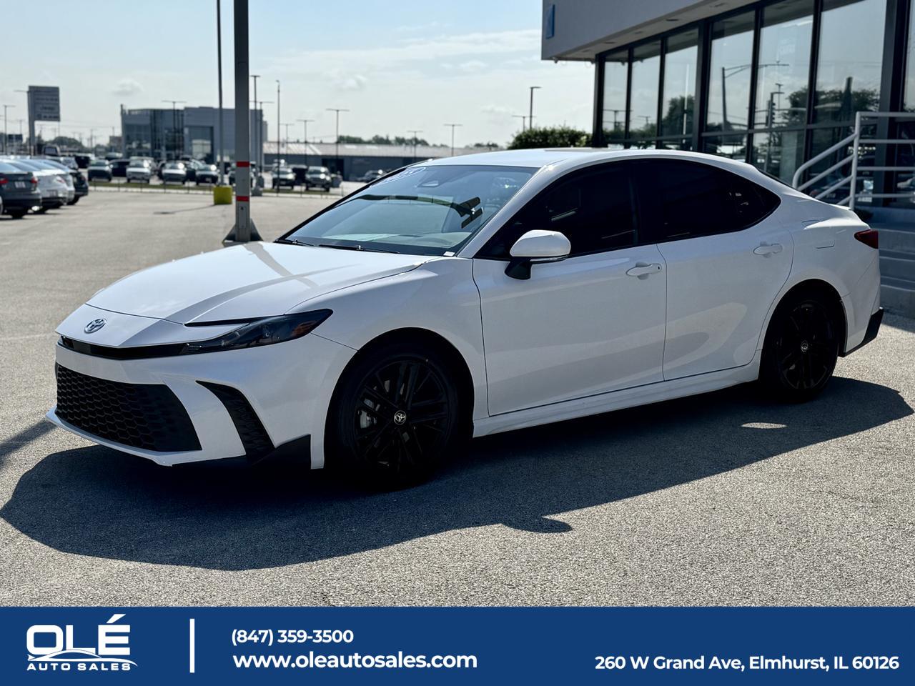 2025 Toyota Camry SE Elmhurst IL