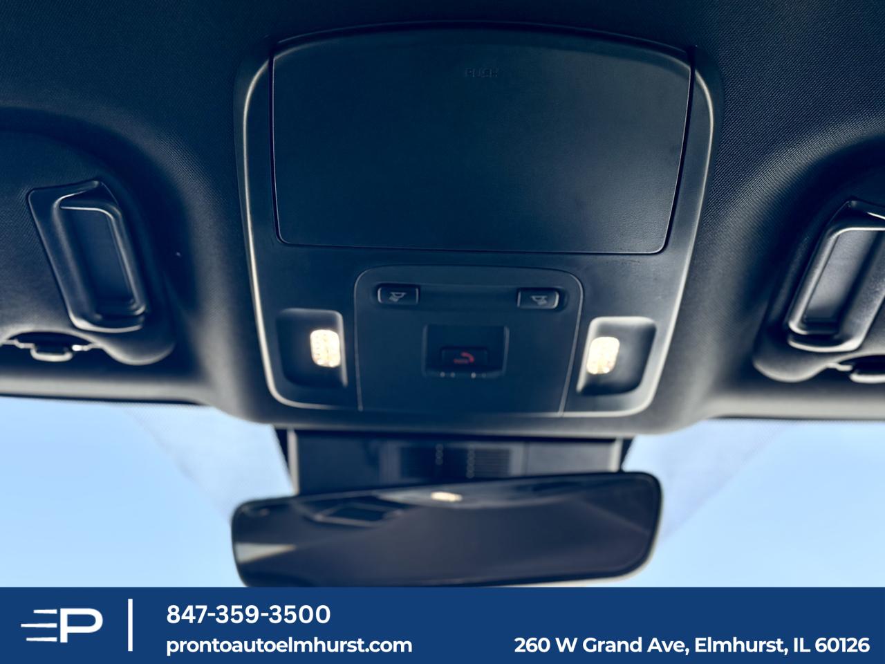 2025 Toyota Camry SE Elmhurst IL