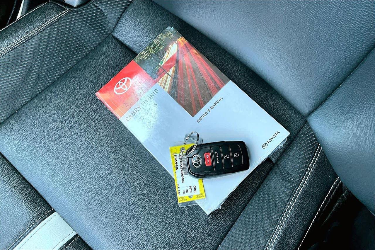 2025 Toyota Camry SE Folsom CA