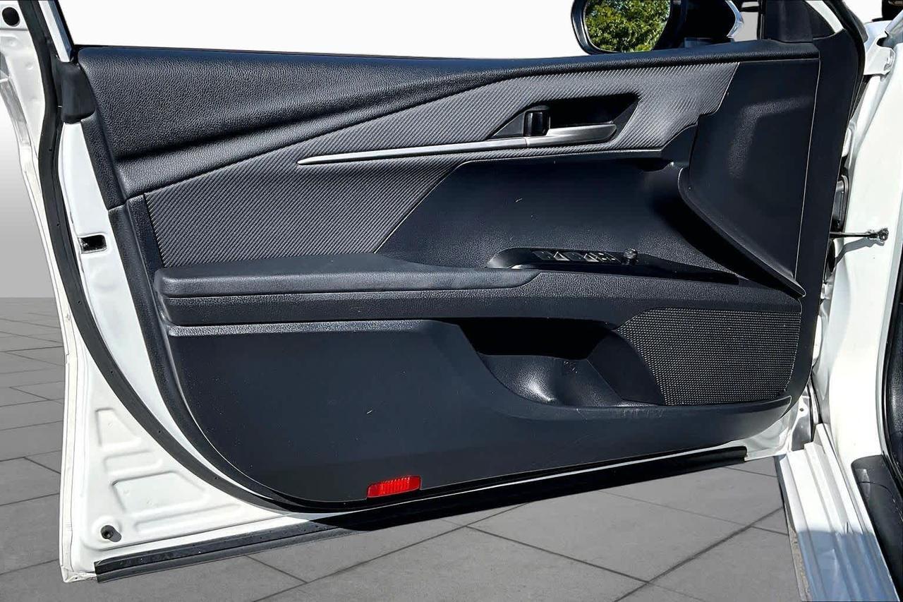 2025 Toyota Camry SE Folsom CA