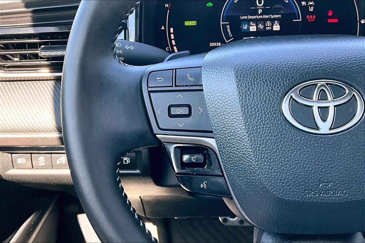 2025 Toyota Camry SE Folsom CA