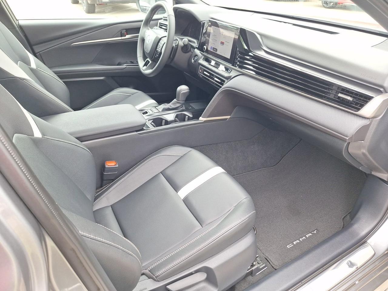 2025 Toyota Camry SE Hurst TX