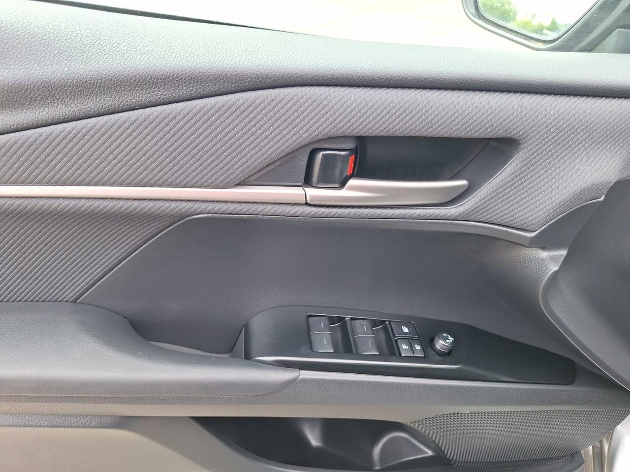 2025 Toyota Camry SE Hurst TX