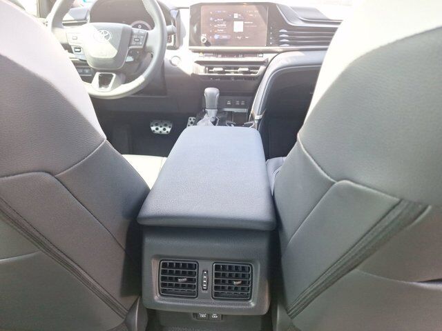 2025 Toyota Camry SE Hurst TX
