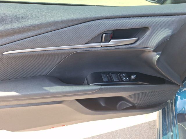 2025 Toyota Camry SE Hurst TX