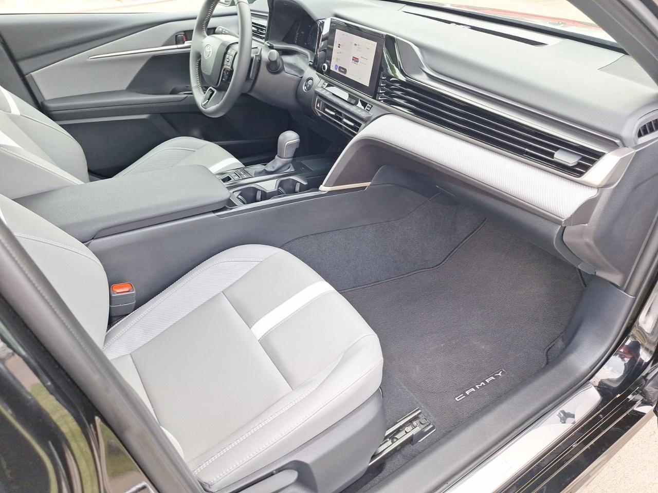 2025 Toyota Camry SE Hurst TX