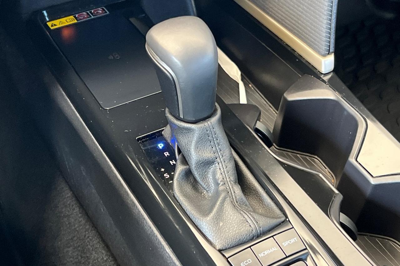 2025 Toyota Camry SE Roseville CA