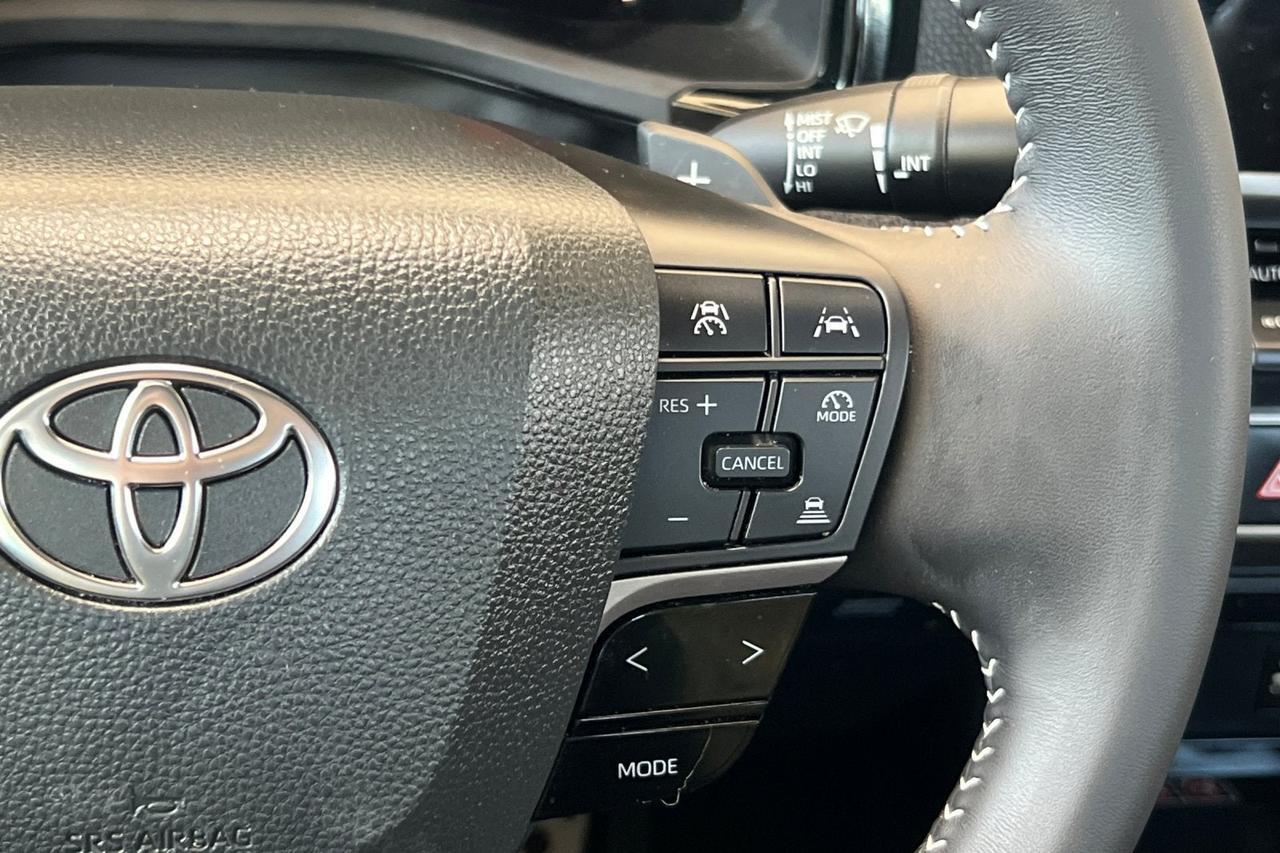 2025 Toyota Camry SE Roseville CA