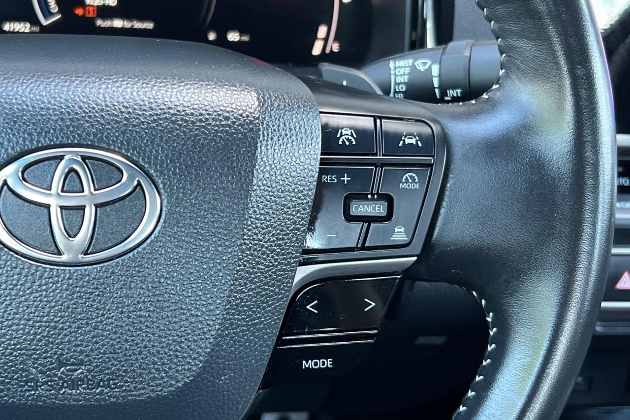 2025 Toyota Camry SE Roseville CA