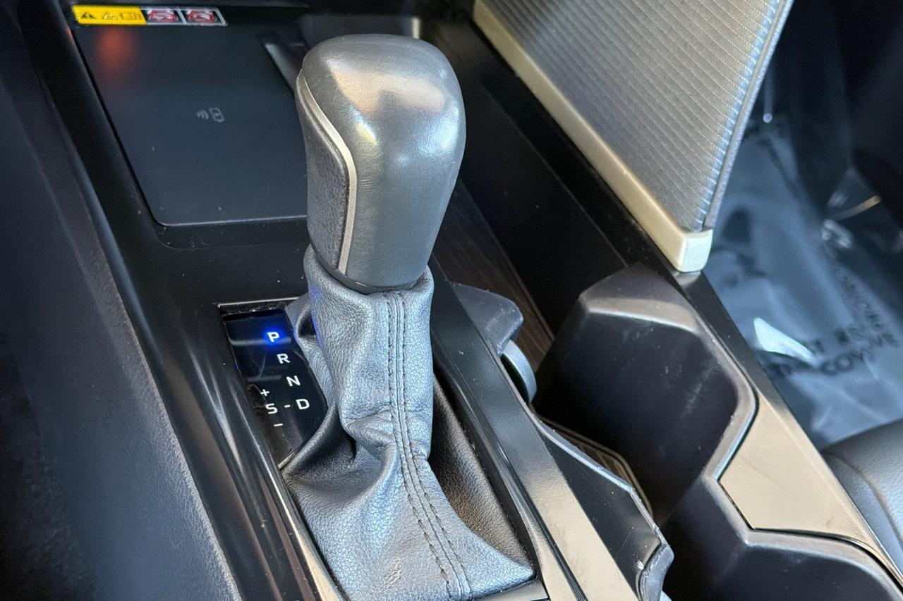 2025 Toyota Camry SE Roseville CA