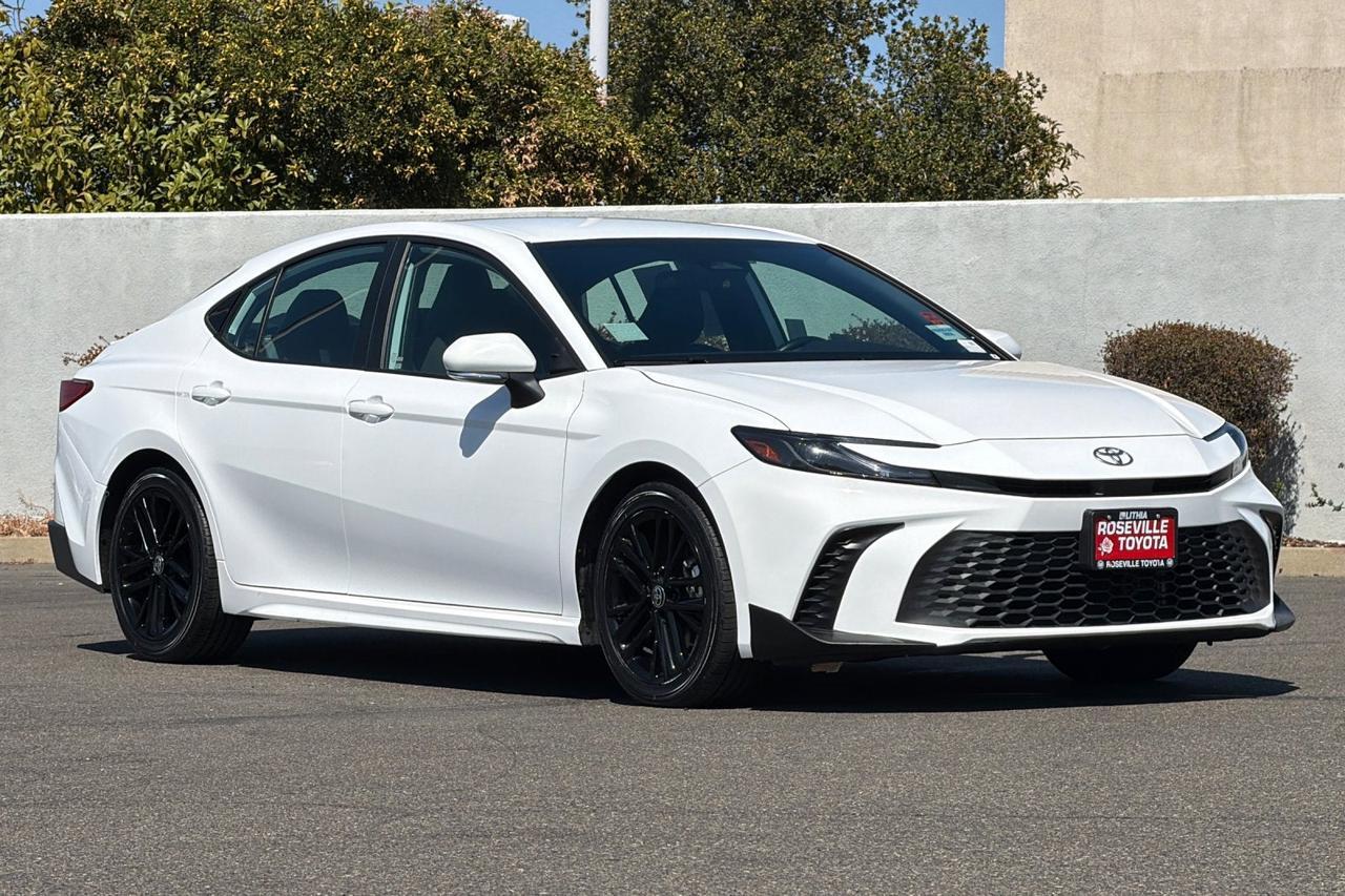 2025 Toyota Camry SE Roseville CA