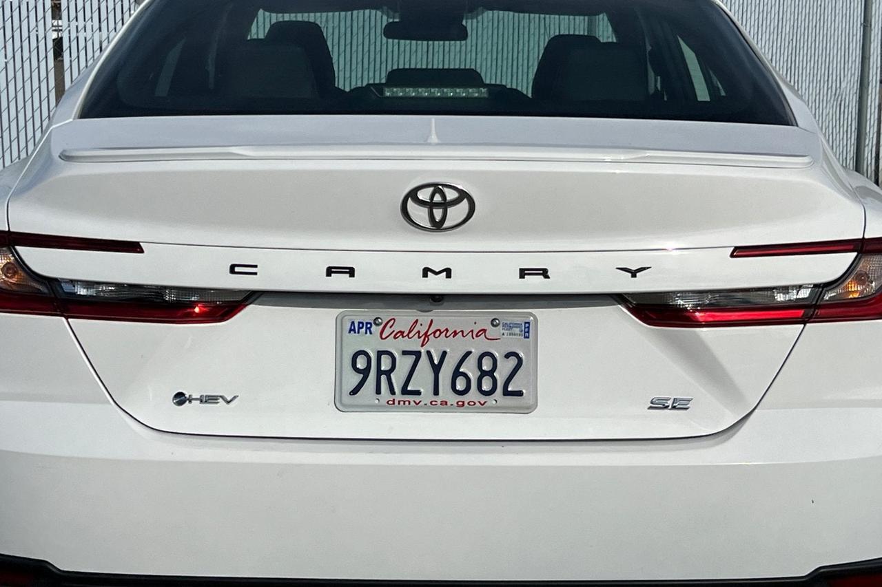 2025 Toyota Camry SE Roseville CA