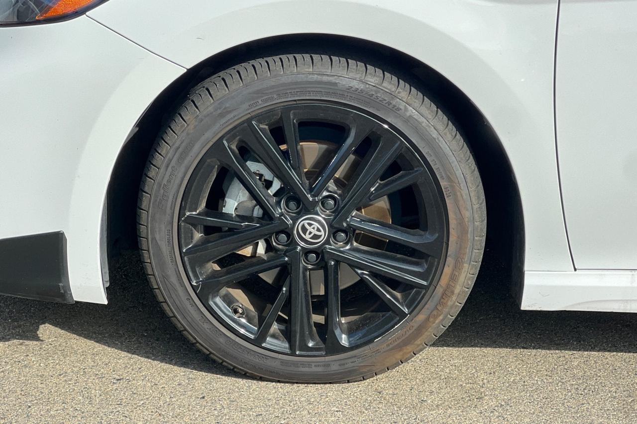2025 Toyota Camry SE Roseville CA