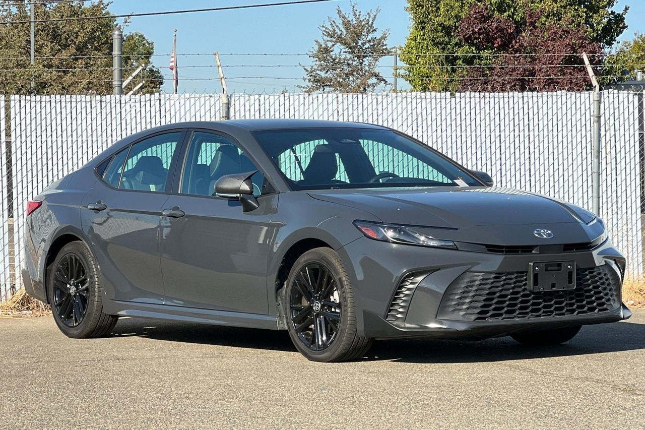 2025 Toyota Camry SE Roseville CA