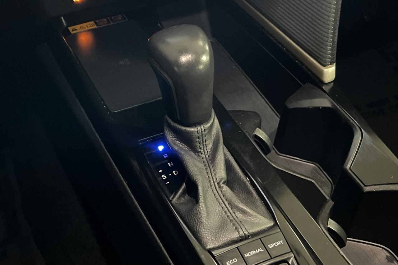 2025 Toyota Camry SE Roseville CA