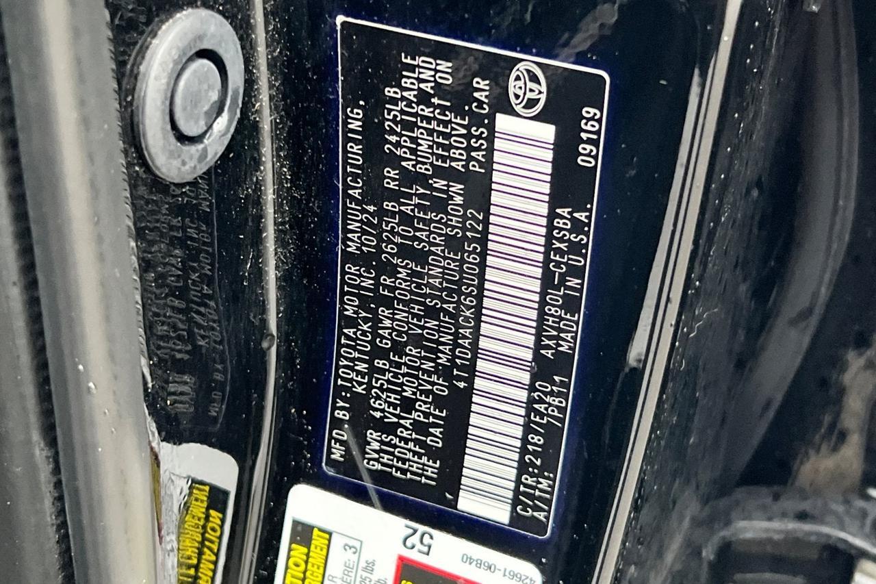 2025 Toyota Camry SE Roseville CA