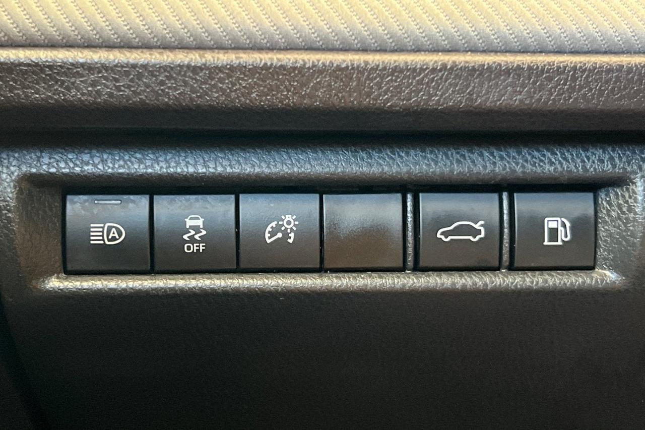 2025 Toyota Camry SE Roseville CA