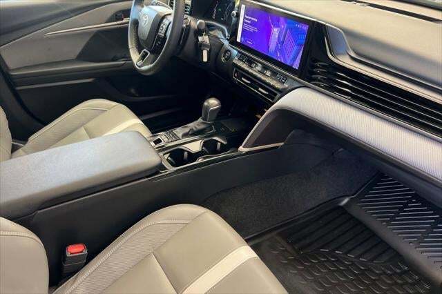 2025 Toyota Camry SE Roseville CA