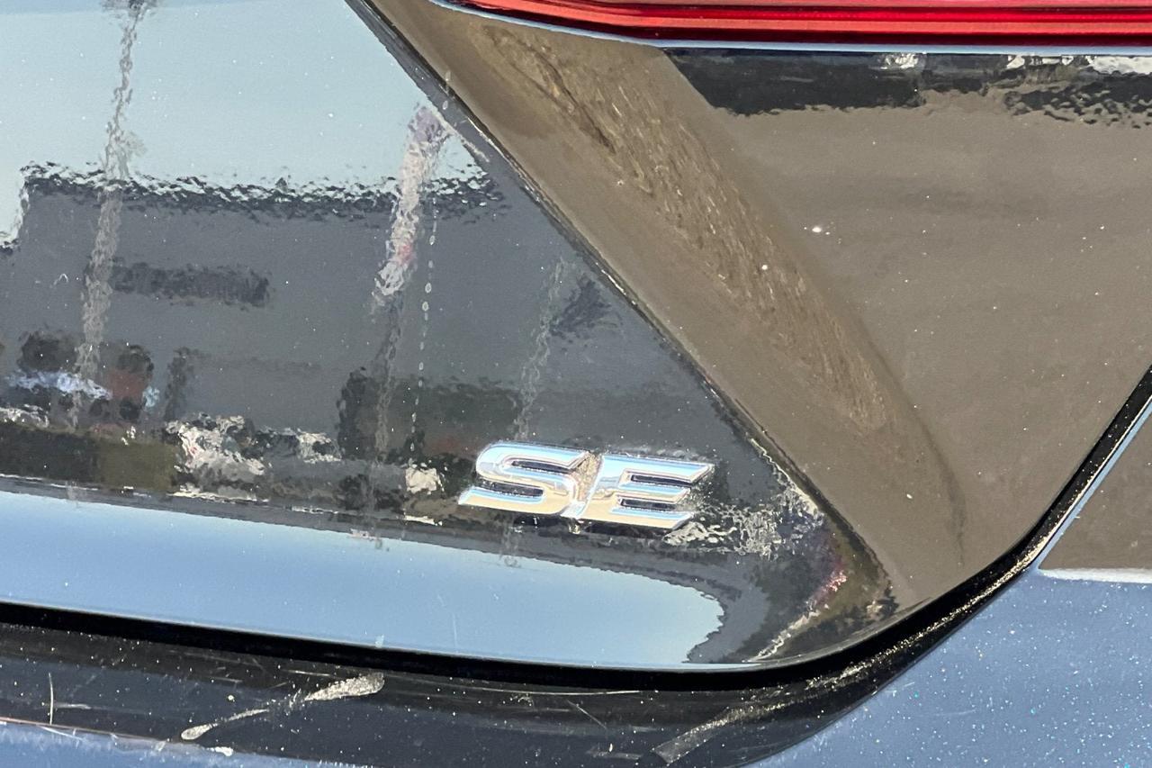 2025 Toyota Camry SE Roseville CA