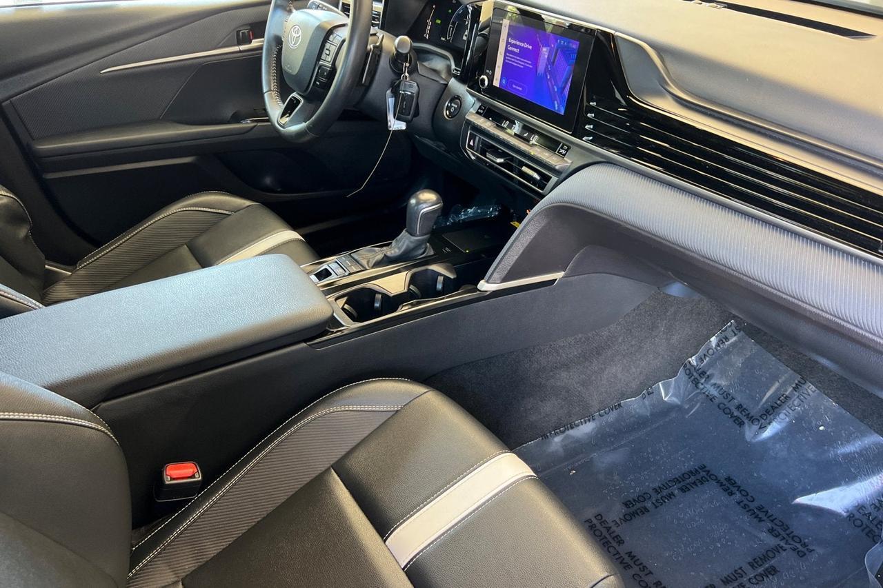 2025 Toyota Camry SE Roseville CA
