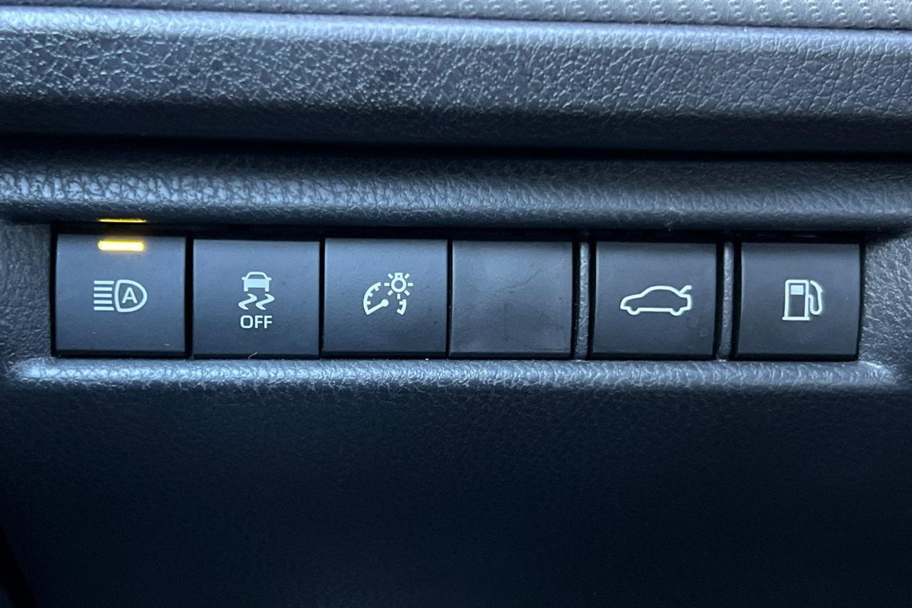 2025 Toyota Camry SE Roseville CA