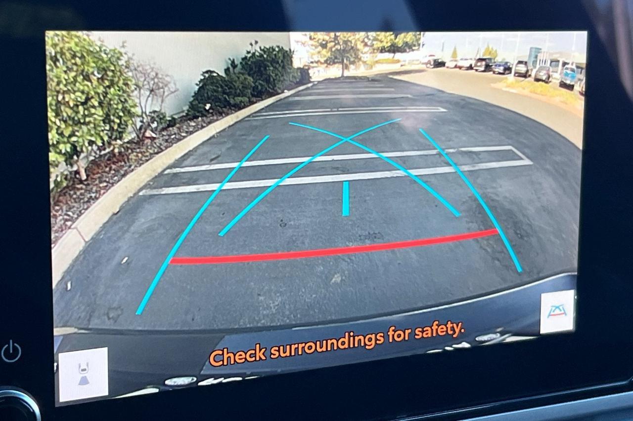 2025 Toyota Camry SE Roseville CA