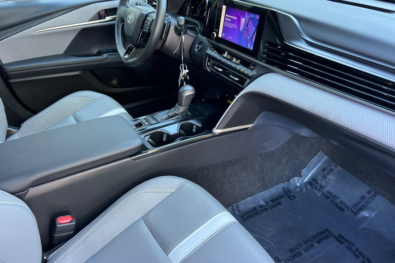 2025 Toyota Camry SE Roseville CA