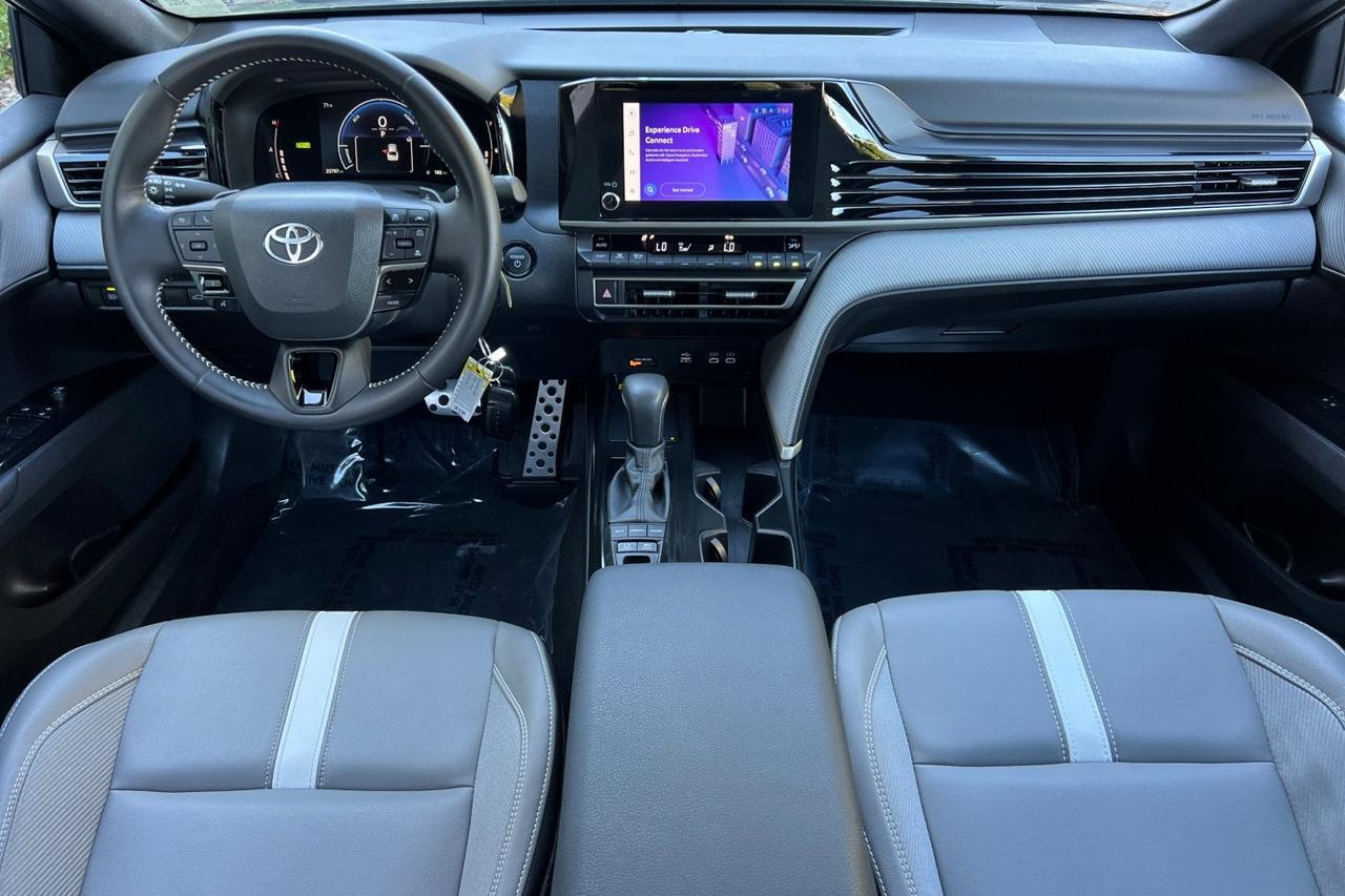 2025 Toyota Camry SE Roseville CA