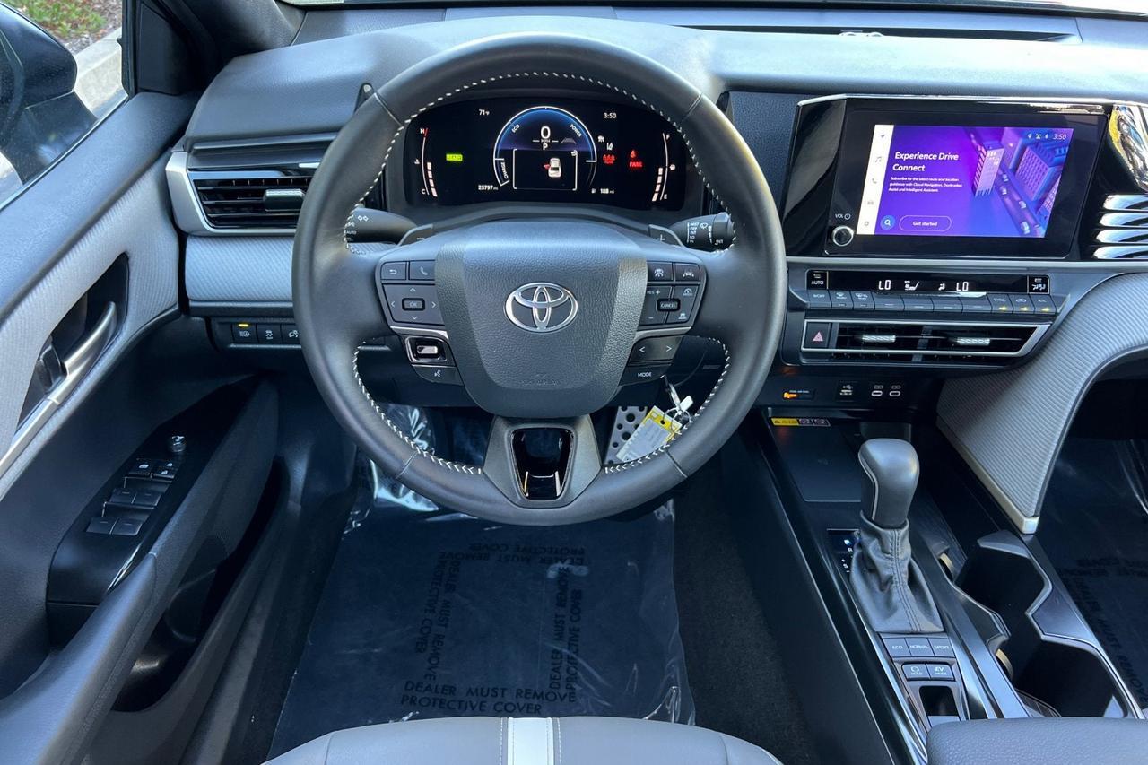 2025 Toyota Camry SE Roseville CA