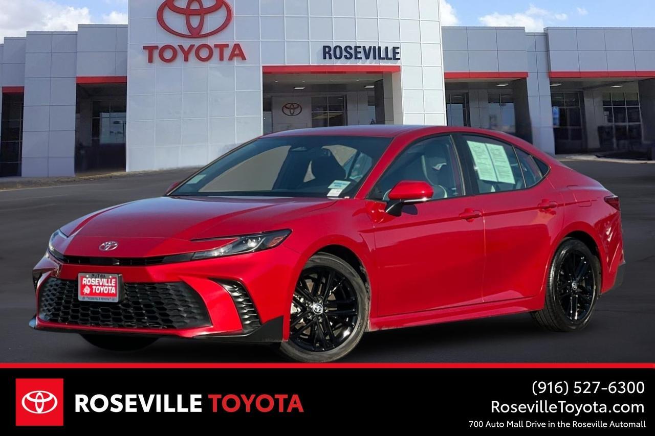 2025 Toyota Camry SE