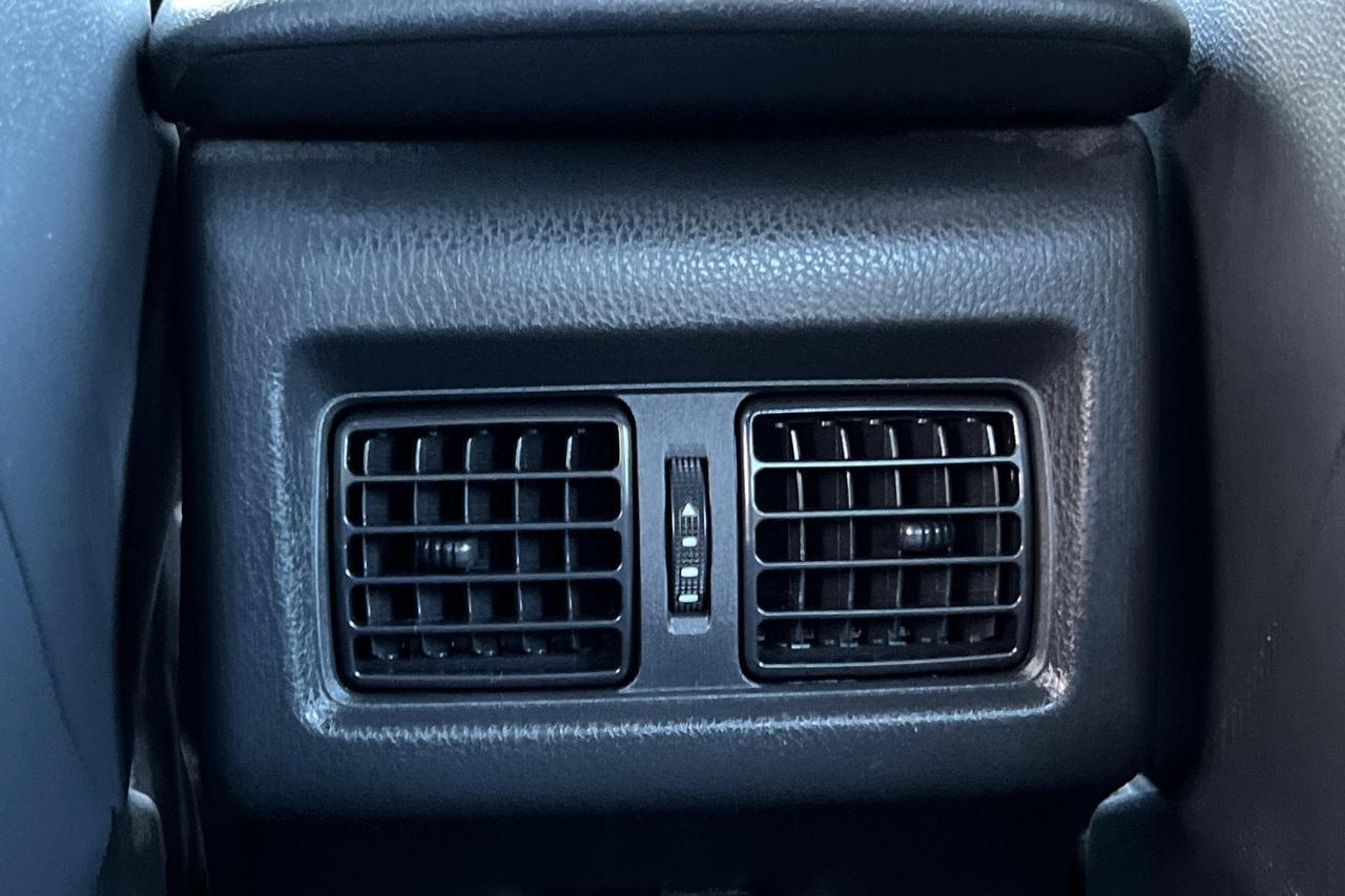 2025 Toyota Camry SE Roseville CA