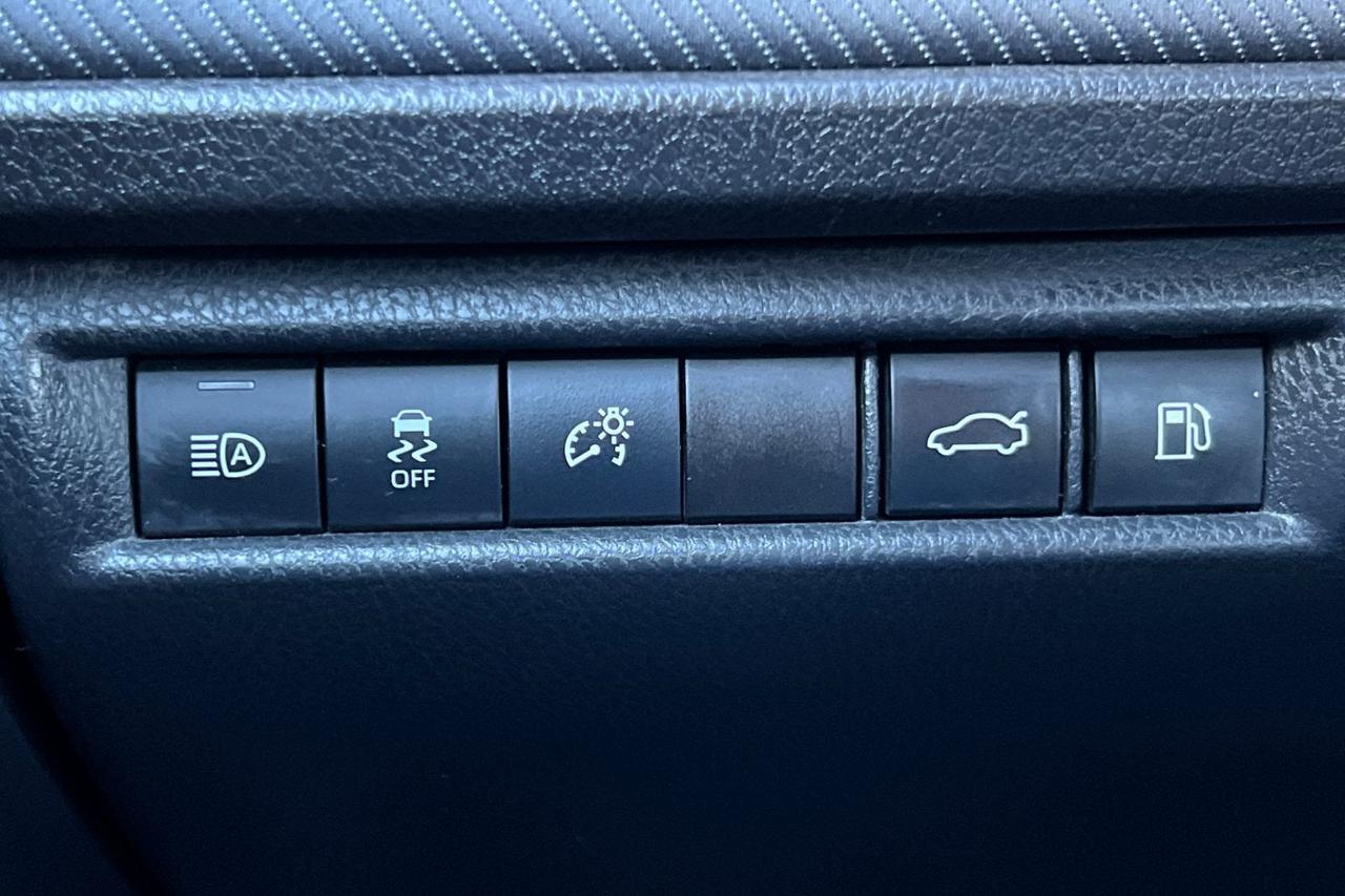 2025 Toyota Camry SE Roseville CA