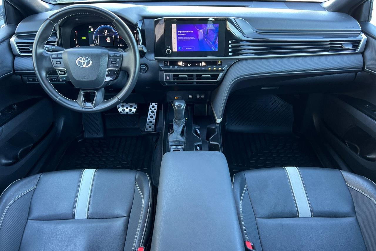 2025 Toyota Camry SE Roseville CA